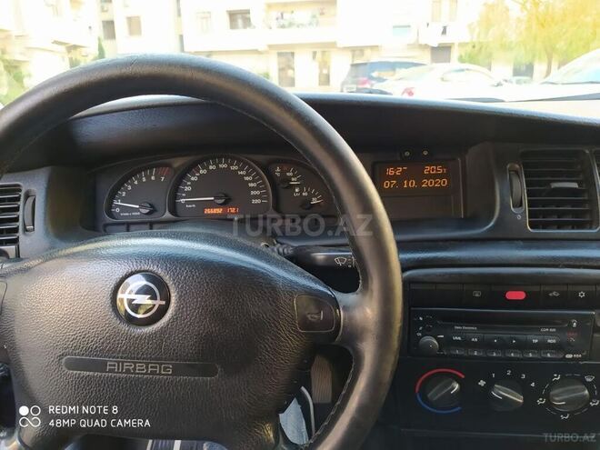 Opel Vectra 1999, 267,000 km - 1.6 l - Bakı
