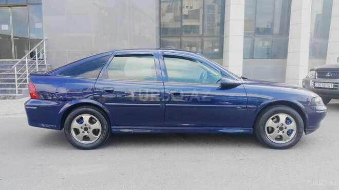 Opel Vectra 1999, 267,000 km - 1.6 l - Bakı
