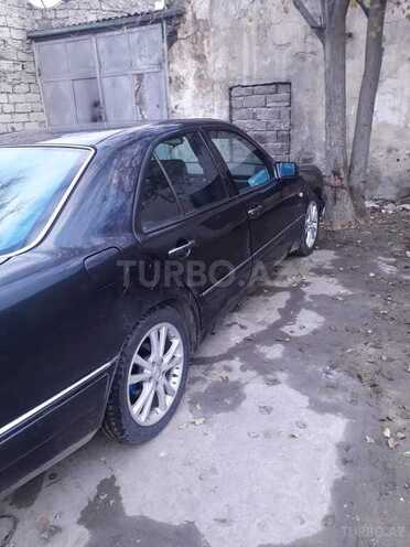 Mercedes E 230 1995, 570,000 km - 2.3 l - Bakı