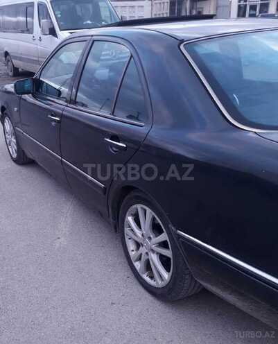 Mercedes E 230 1995, 570,000 km - 2.3 l - Bakı