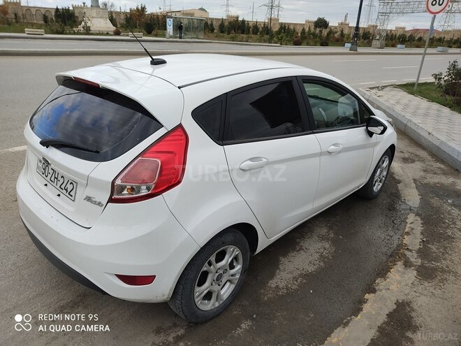 Ford Fiesta 2016, 82,000 km - 1.6 l - Bakı