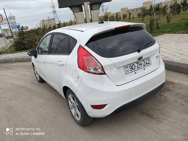 Ford Fiesta 2016, 82,000 km - 1.6 l - Bakı