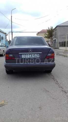 Mercedes E 200 1993, 585,604 km - 2.0 l - Bakı