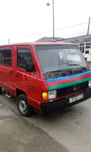 Mercedes 100 1990, 123,425 km - 2.5 l - Balakən