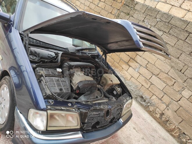 Mercedes C 200 1999, 373,400 km - 2.0 l - Bakı