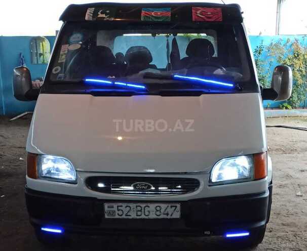 Ford Transit 1999, 500,150 km - 2.5 l - Salyan
