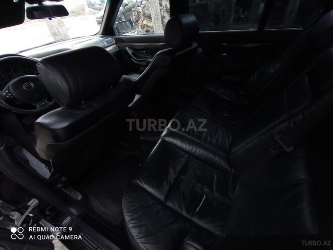 BMW 735 1996, 300,000 km - 3.5 л - Bakı