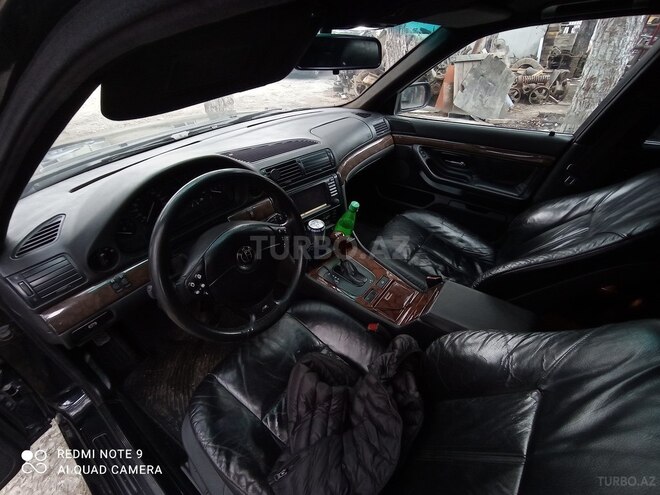 BMW 735 1996, 300,000 km - 3.5 л - Bakı