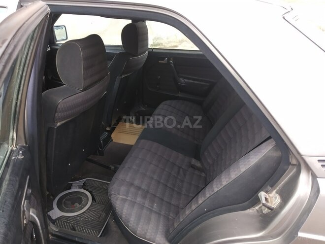 Mercedes 190 1990, 440,000 km - 2.0 l - Gəncə