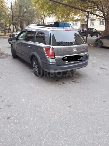Opel Astra 2006, 174,000 km - 1.9 л - Bakı