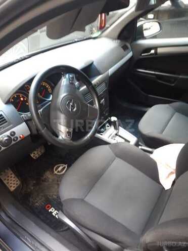 Opel Astra 2006, 174,000 km - 1.9 л - Bakı