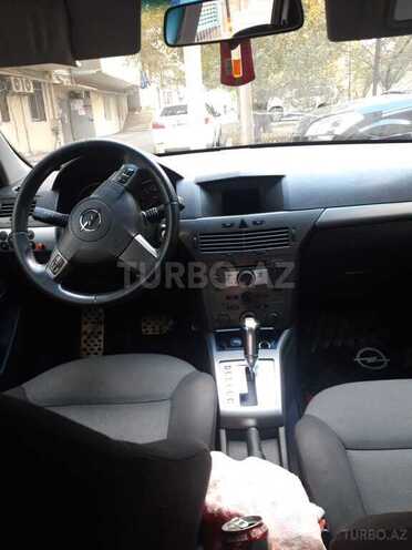Opel Astra 2006, 174,000 km - 1.9 л - Bakı
