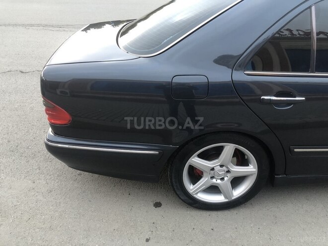 Mercedes E 240 1999, 396,000 km - 2.4 l - Bakı