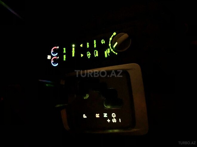 Toyota Land Cruiser 2013, 160,000 km - 4.5 l - Bakı