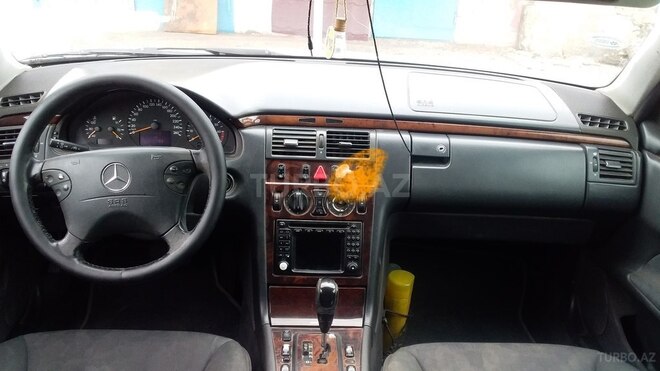 Mercedes E 240 2000, 421,450 km - 2.4 l - Bakı
