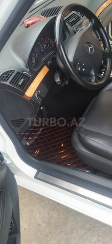 Mercedes E 240 2002, 211,000 km - 2.6 l - Yevlax