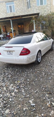 Mercedes E 240 2002, 211,000 km - 2.6 l - Yevlax