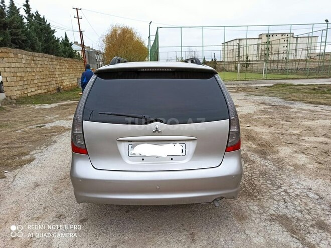Mitsubishi Grandis 2004, 318,000 km - 2.4 л - Sumqayıt