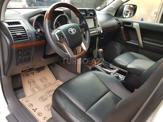 Toyota Prado 2010, 178,000 km - 2.7 l - Bakı