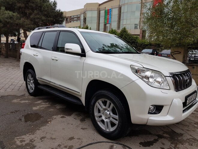 Toyota Prado 2010, 178,000 km - 2.7 l - Bakı
