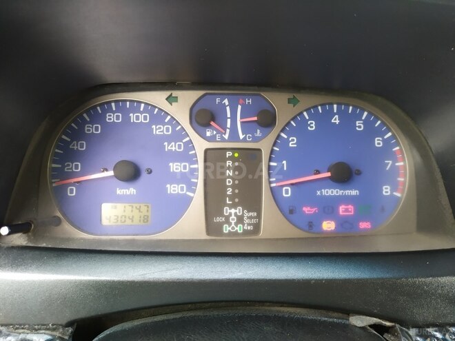 Mitsubishi Pajero io 1999, 420,000 km - 1.8 l - Sumqayıt