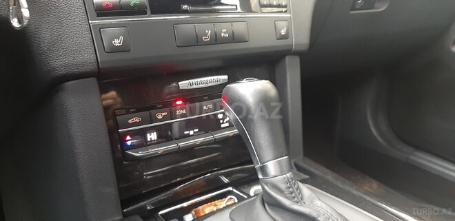 Mercedes E 250 2010, 180,000 km - 2.2 l - Bakı