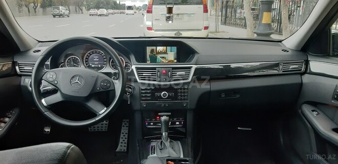 Mercedes E 250 2010, 180,000 km - 2.2 l - Bakı