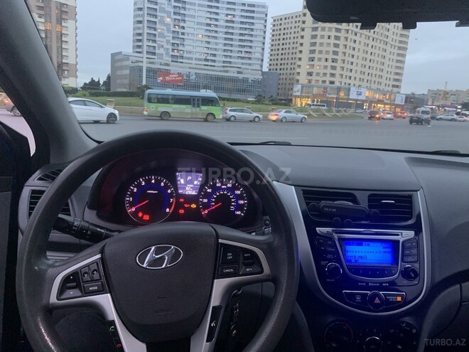 Hyundai Accent 2012, 180,000 km - 1.6 л - Bakı