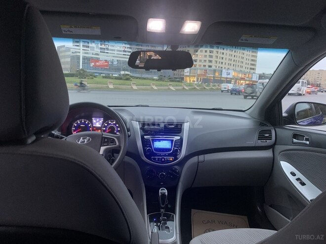 Hyundai Accent 2012, 180,000 km - 1.6 л - Bakı
