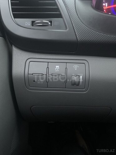Hyundai Accent 2012, 180,000 km - 1.6 л - Bakı
