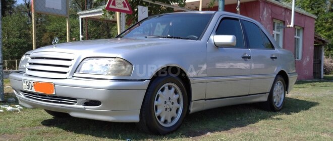 Mercedes C 230 1997, 291,238 km - 2.3 л - Zaqatala
