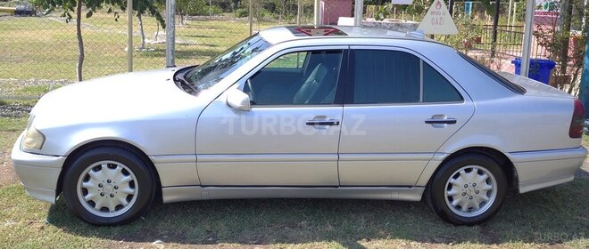 Mercedes C 230 1997, 291,238 km - 2.3 л - Zaqatala