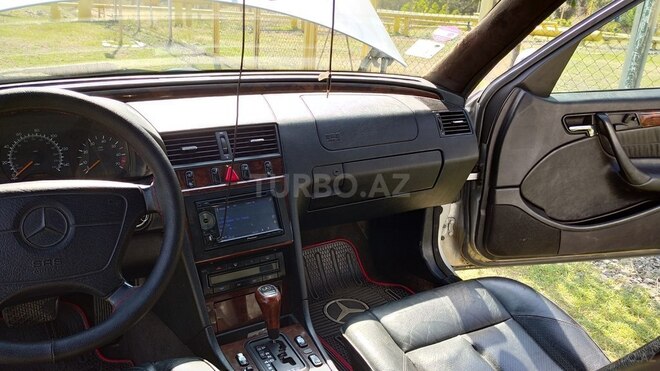 Mercedes C 230 1997, 291,238 km - 2.3 л - Zaqatala
