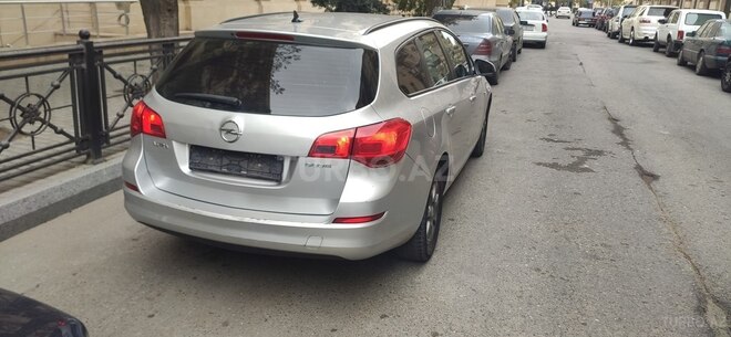 Opel Astra 2011, 235,000 km - 1.3 l - Bakı