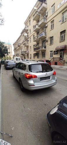 Opel Astra 2011, 235,000 km - 1.3 l - Bakı