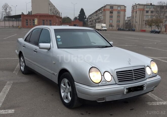 Mercedes E 200 1998, 328,500 km - 2.0 l - Gəncə