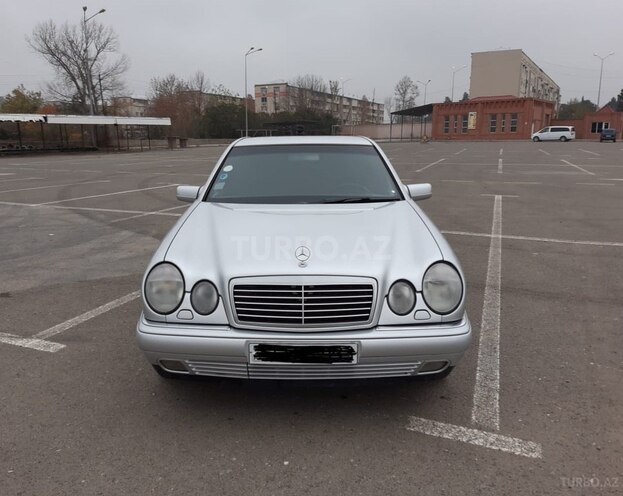 Mercedes E 200 1998, 328,500 km - 2.0 l - Gəncə