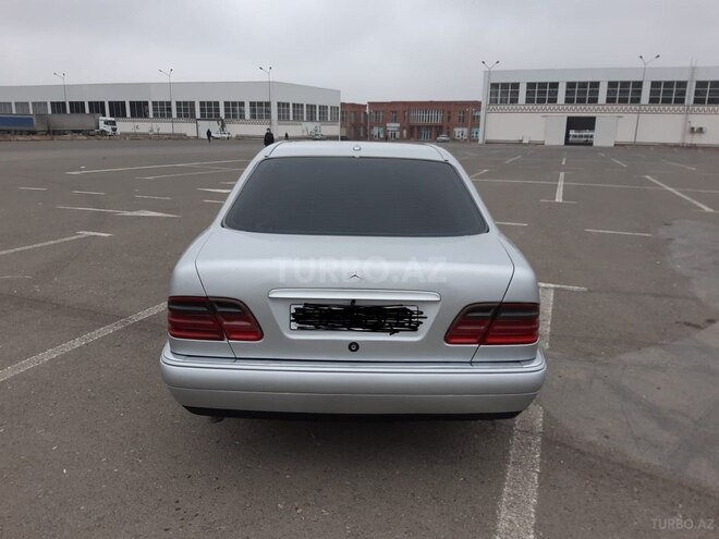 Mercedes E 200 1998, 328,500 km - 2.0 l - Gəncə