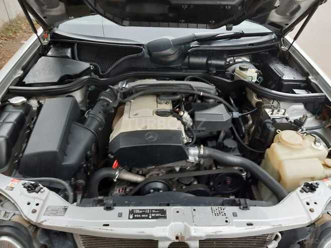 Mercedes E 200 1998, 328,500 km - 2.0 l - Gəncə
