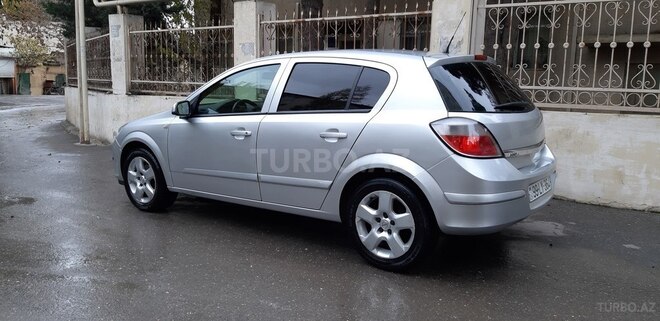 Opel Astra 2006, 300,000 km - 1.3 l - Bakı