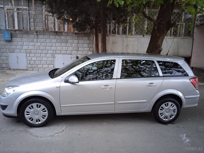 Opel Astra 2007, 128,000 km - 1.3 л - Bakı