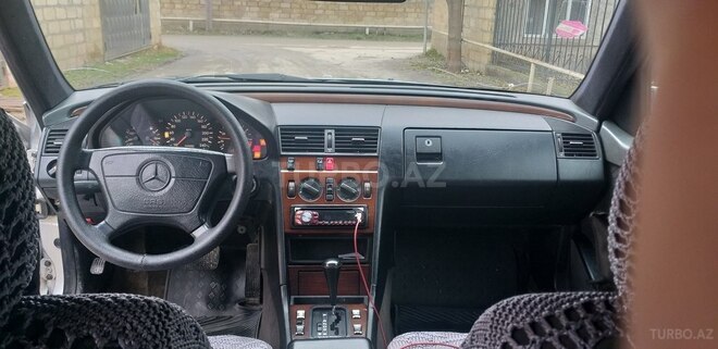 Mercedes C 200 1995, 450,000 km - 2.0 l - Qusar