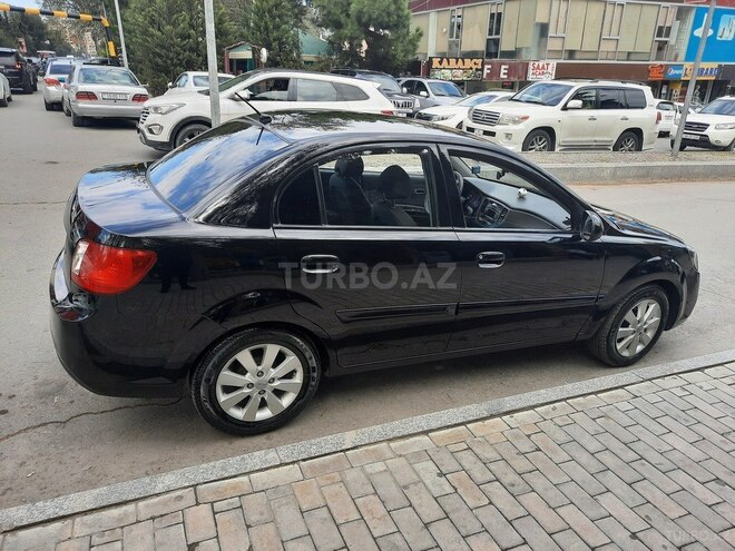 Kia Rio 2010, 235,000 km - 1.4 l - Bakı