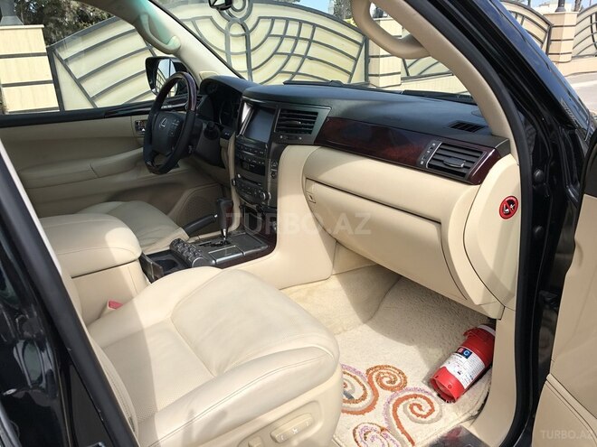 Lexus LX 570 2010, 132,000 km - 5.7 l - Bakı