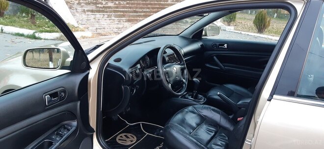 Volkswagen Passat 2001, 278,884 km - 1.8 л - Şəki