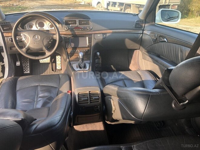 Mercedes E 320 2002, 285,000 km - 3.2 l - Ağcabədi