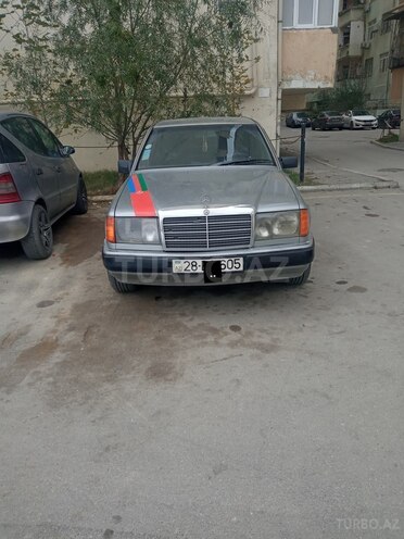 Mercedes E 200 1990, 205,648 km - 2.0 l - Bakı