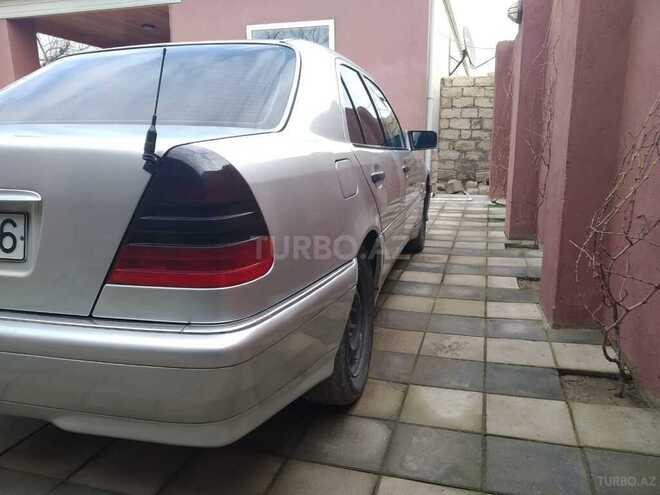 Mercedes C 220 1995, 480,000 km - 2.2 l - Bakı