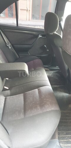 Mercedes C 200 1995, 246,000 km - 2.0 l - Bakı