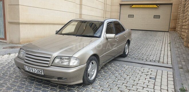Mercedes C 200 1995, 246,000 km - 2.0 l - Bakı